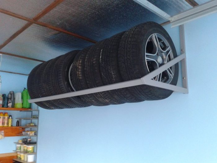 хранение колес в гараже