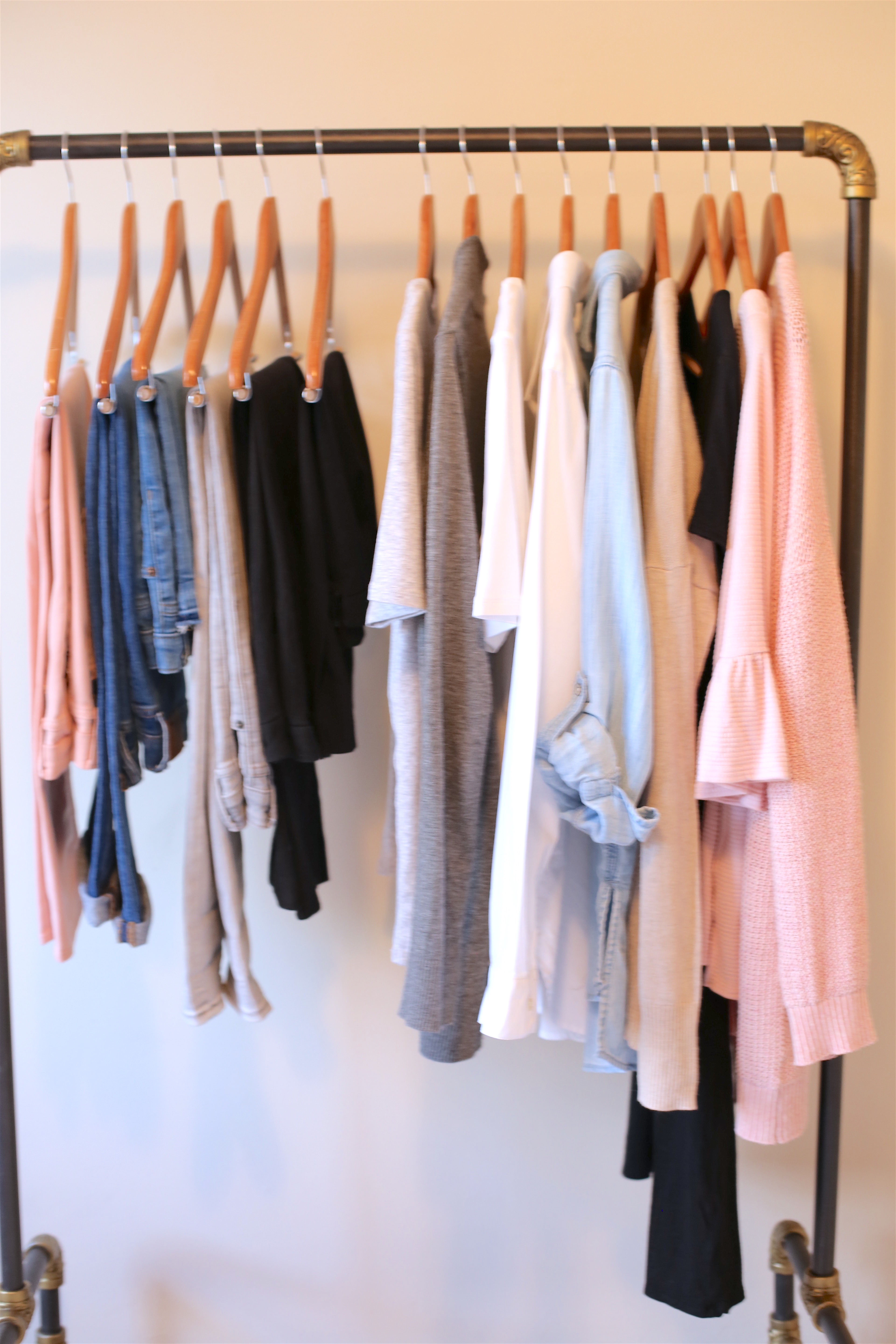 Capsule Wardrobe In 5 Steps Guide Sheet image pin