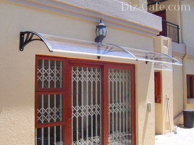 Козырек из пластика Козырек из пластика