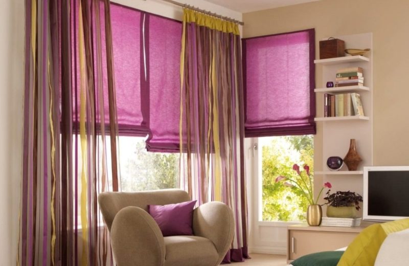 Серые обои и фиолетовые шторы фото