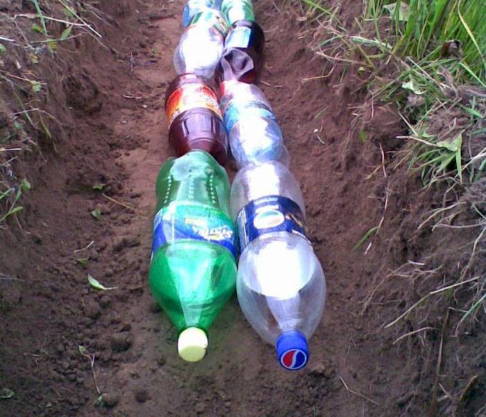 Конструкция для дренажа из пластиковых бутылок