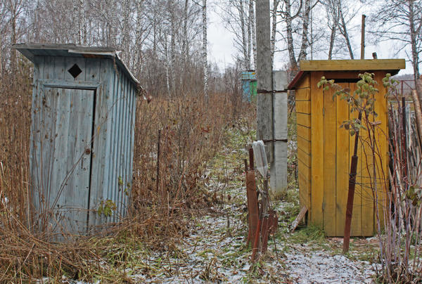 Туалет на загородном участке