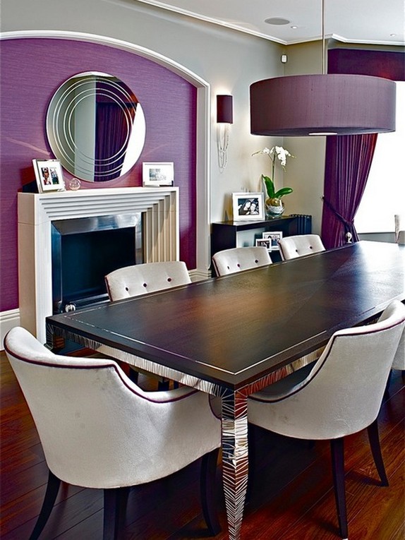 шторы фиолетового цвета к фиолетовой стене в столовой