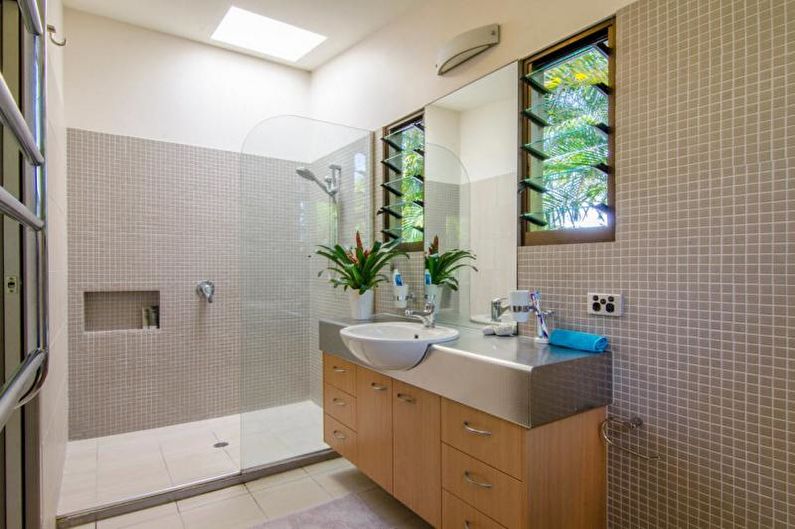 Отделка ванной комнаты с душевой кабиной - Плитка мозаичная